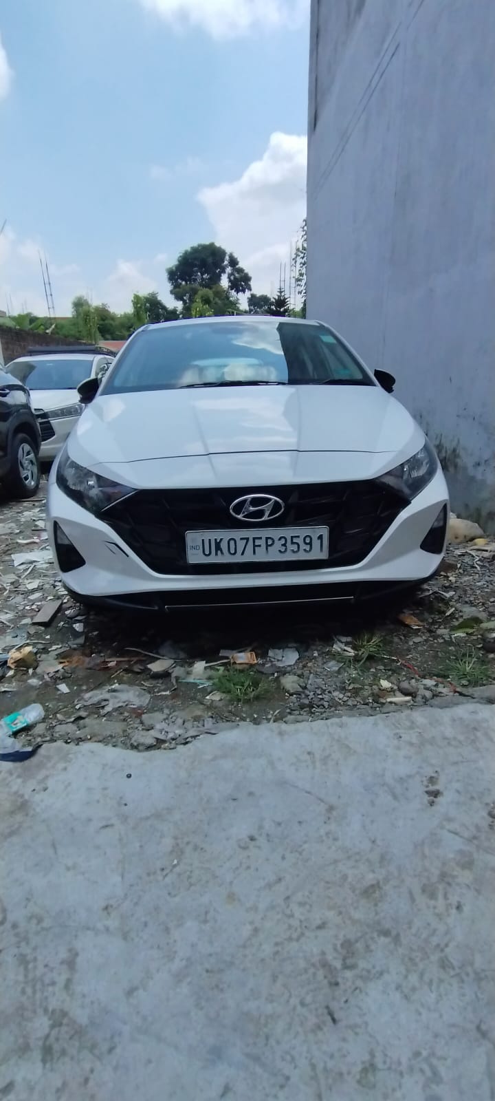 Sedan taxi booking Dehradun